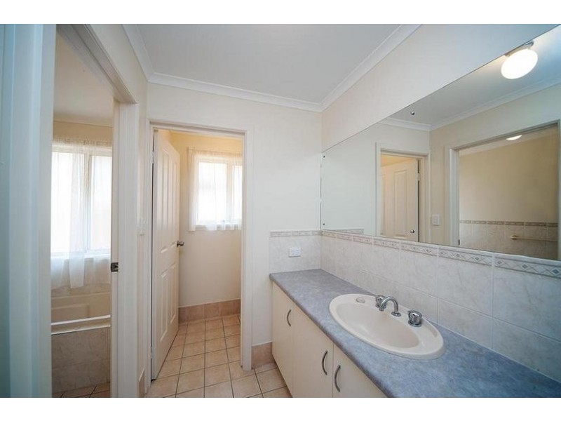 34 Parkview Street, Burton SA 5110