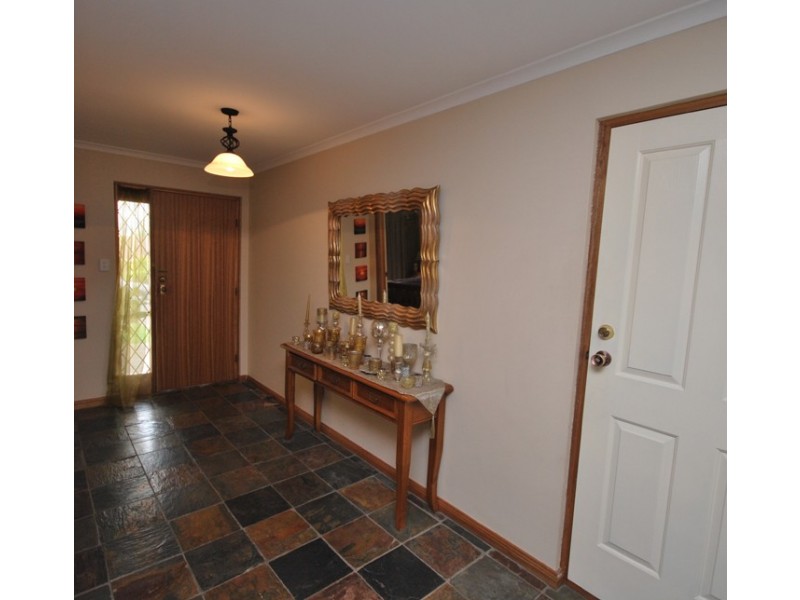 23 Hillcott Avenue, Wynn Vale SA 5127