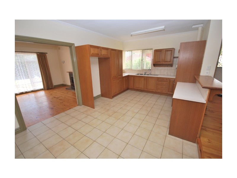25 Launceston Avenue, Banksia Park SA 5091