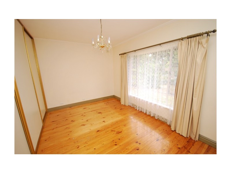 25 Launceston Avenue, Banksia Park SA 5091