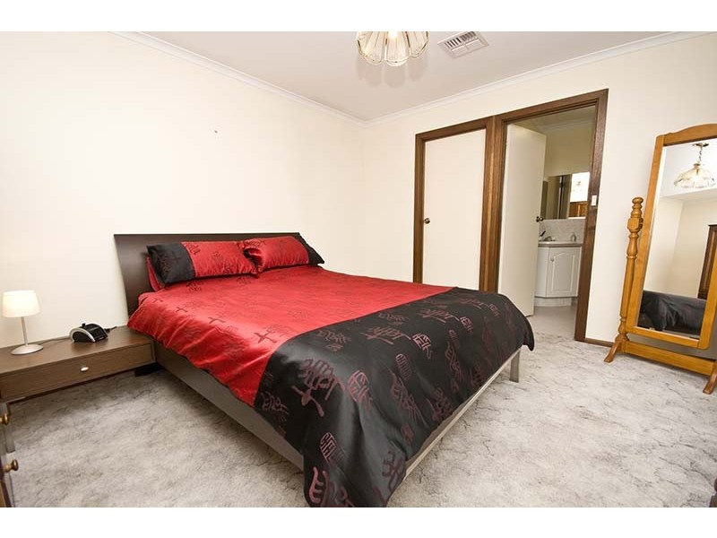 33 Bushmills Street, Greenwith SA 5125