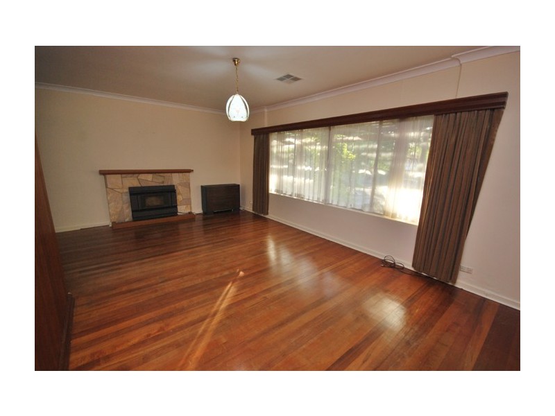 17 Amber Street, Salisbury East SA 5109