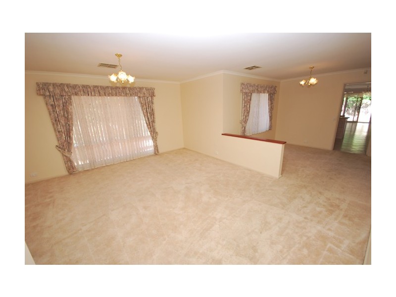 1 Bates Court, Greenwith SA 5125