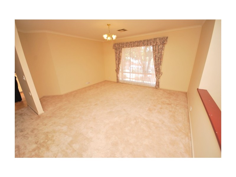 1 Bates Court, Greenwith SA 5125