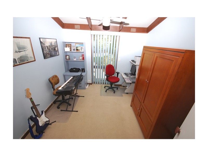 10 Tarraleah Street, Banksia Park SA 5091