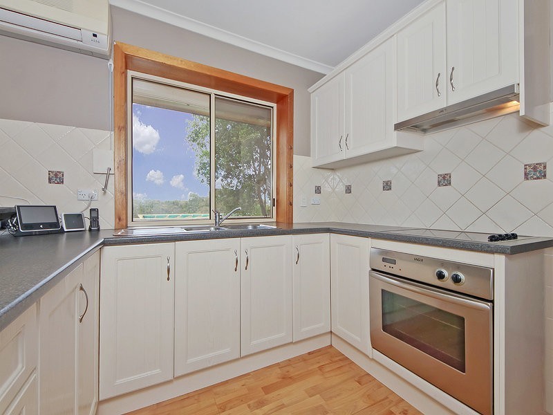 27 Edinburgh Road, Modbury SA 5092