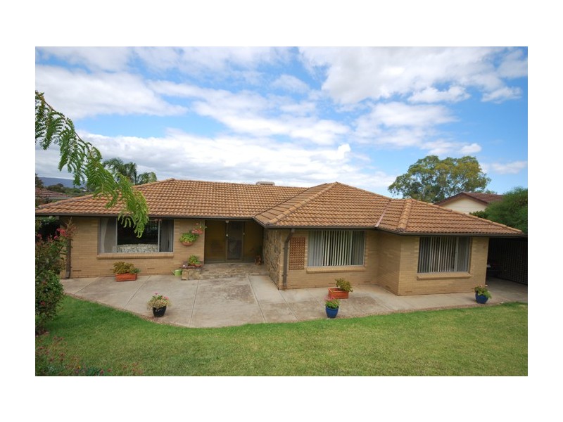 11 Anthony Road, Para Vista SA 5093