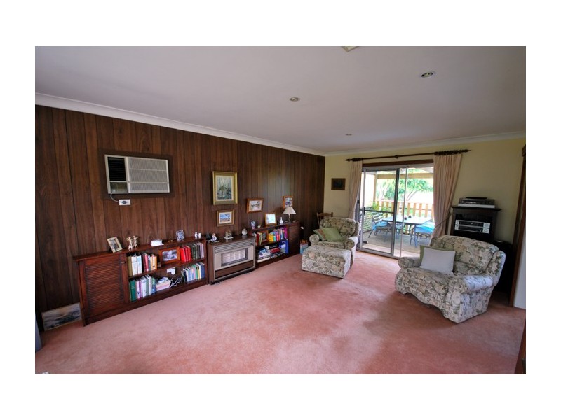 11 Anthony Road, Para Vista SA 5093