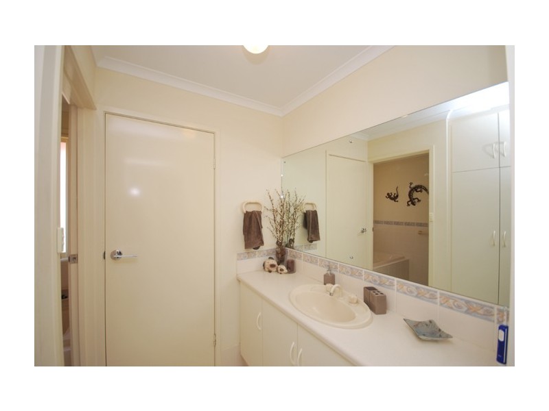 4 Chestnut Grove, Blakeview SA 5114