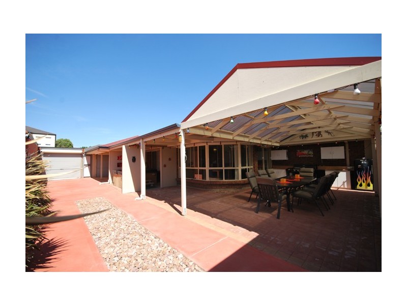 4 Chestnut Grove, Blakeview SA 5114