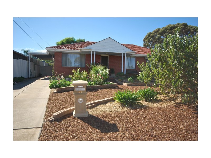 31 Quebec Drive, Para Hills SA 5096