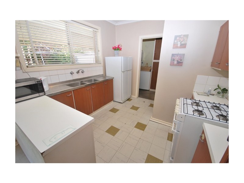 31 Quebec Drive, Para Hills SA 5096