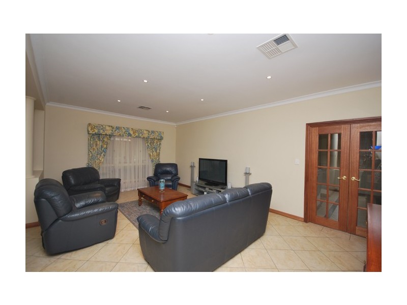 26 Radiata Grove, Salisbury Heights SA 5109