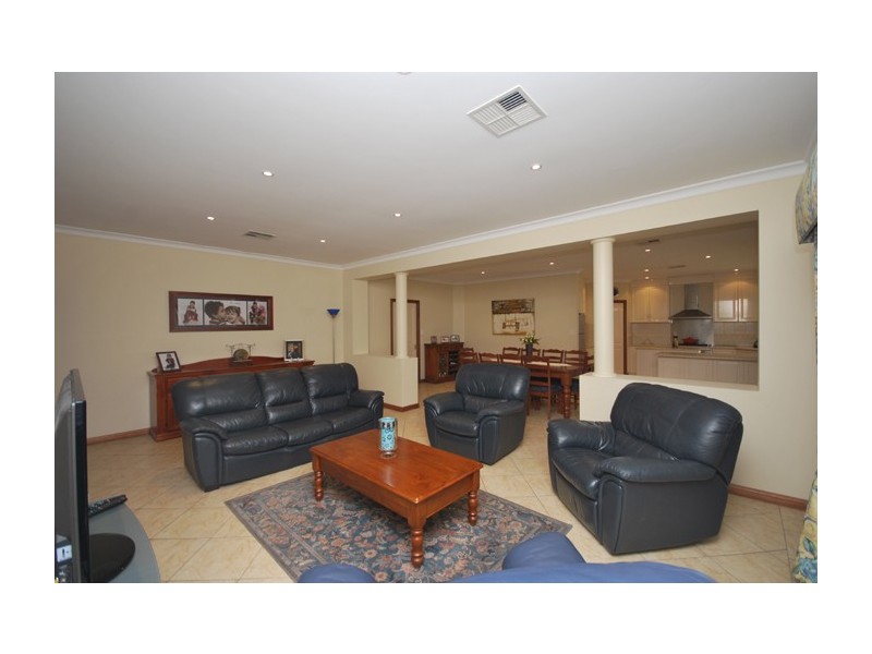 26 Radiata Grove, Salisbury Heights SA 5109