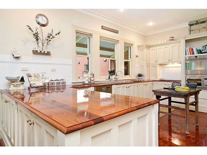 5 Walker Place, Highbury SA 5089