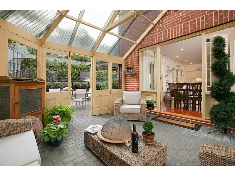 5 Walker Place, Highbury SA 5089