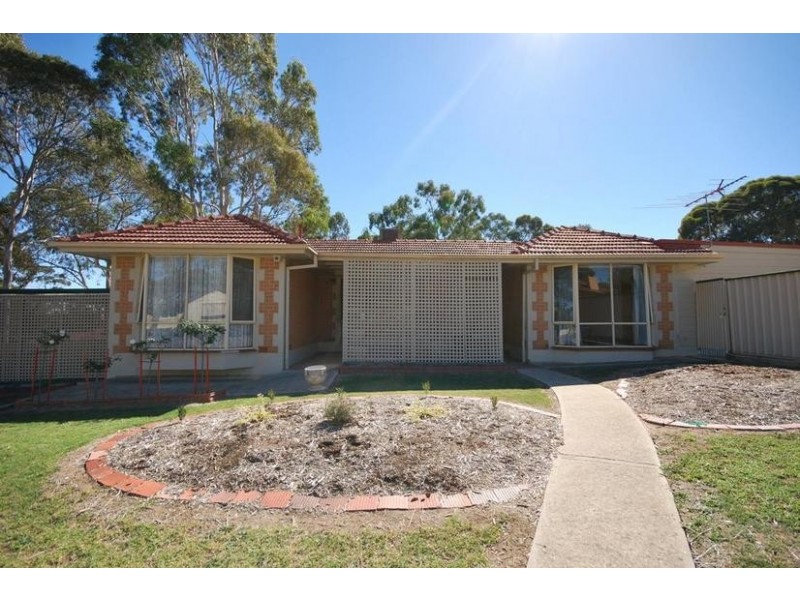 1 Protea Court, Banksia Park SA 5091