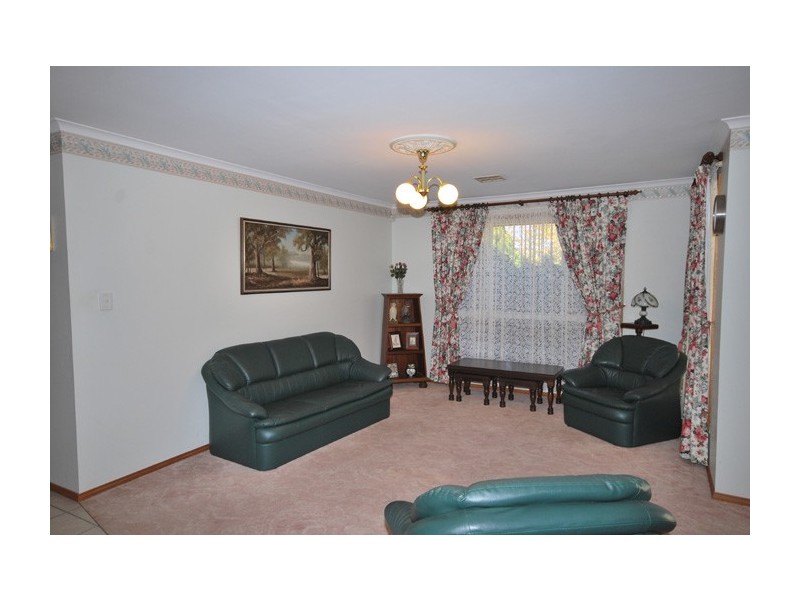 1 Kauri Court, Greenwith SA 5125