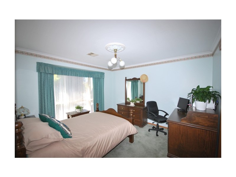 1 Kauri Court, Greenwith SA 5125