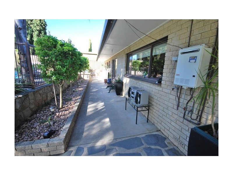 30 Lema Avenue, Fairview Park SA 5126