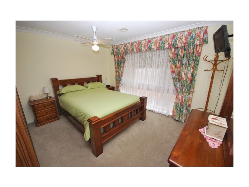 13 Cathrine Drive, Redwood Park SA 5097