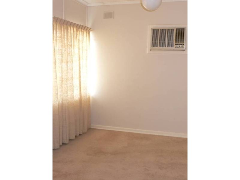 1 Murrell ROAD, Para Hills SA 5096