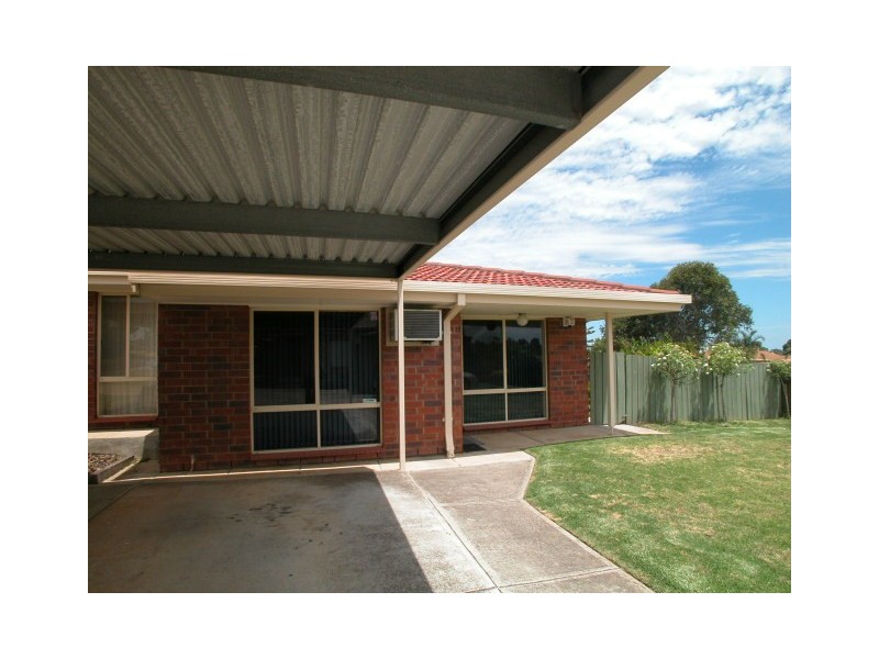 15/8 POLST AVE, Para Vista SA 5093