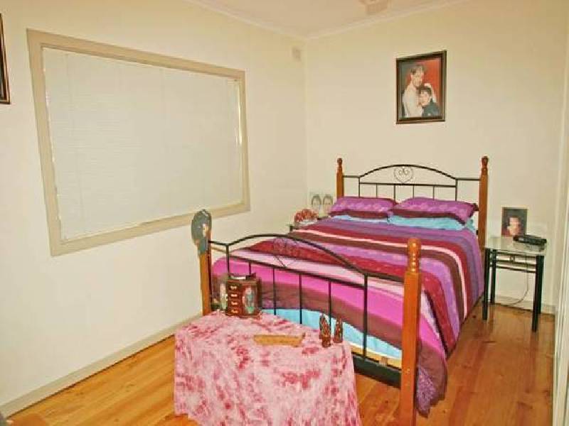 8 Stuart Street, Dernancourt SA 5075