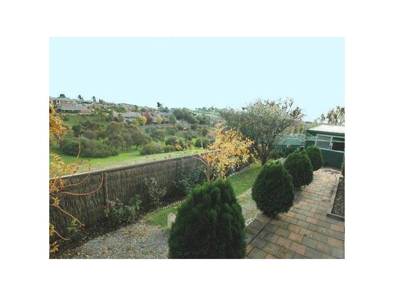32 Hudson Lowe Drive, Greenwith SA 5125