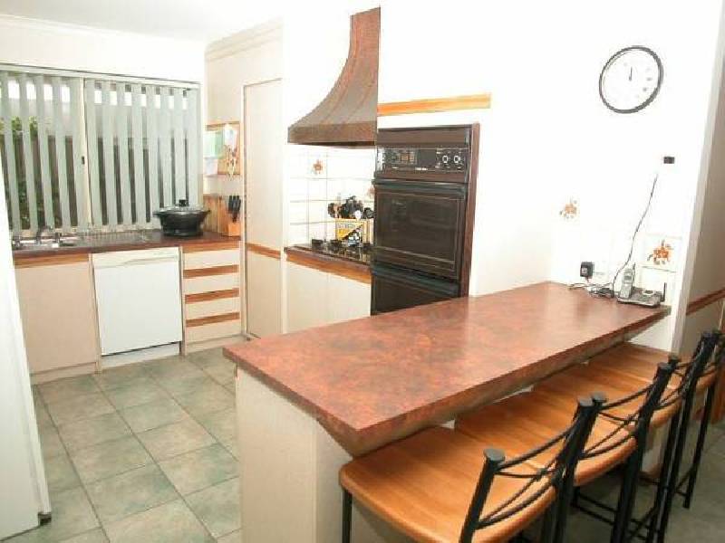 Solway Court, Surrey Downs SA 5126