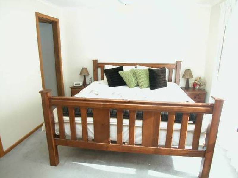 Solway Court, Surrey Downs SA 5126