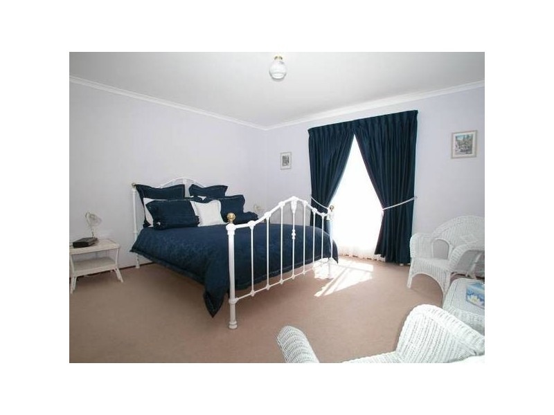 9 Pedare Court, Wynn Vale SA 5127