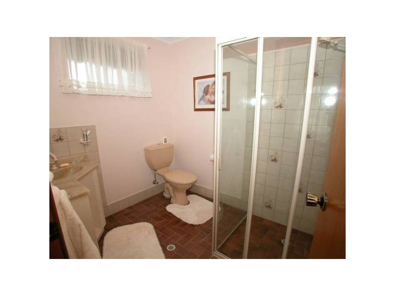 4 Trevithick Crescent, Redwood Park SA 5097