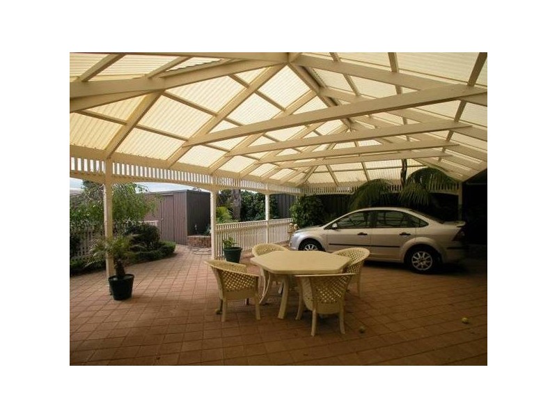 4 Trevithick Crescent, Redwood Park SA 5097