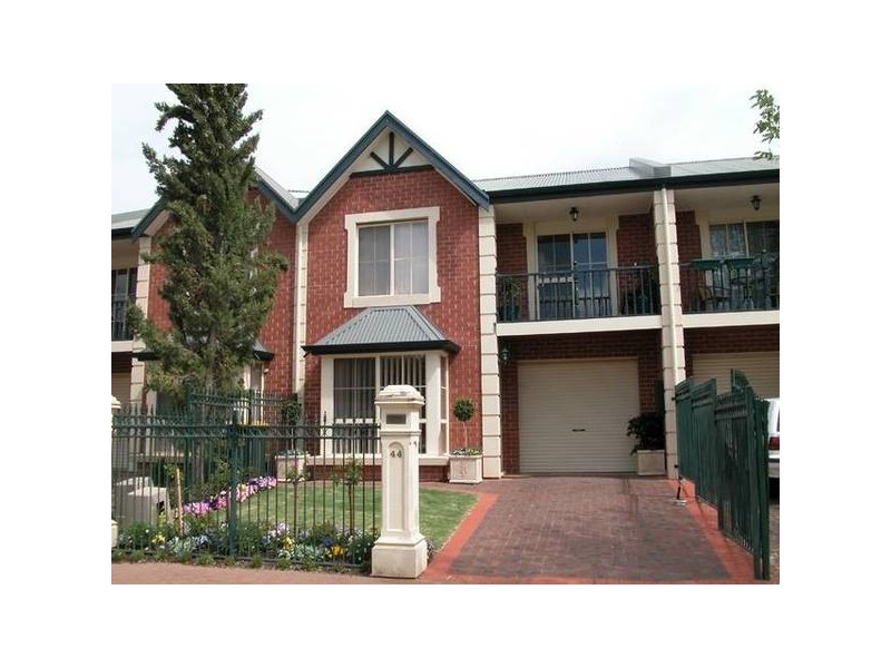 44 Kew Drive, Oakden SA 5086