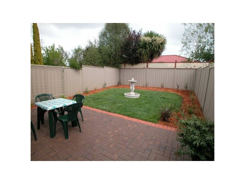 44 Kew Drive, Oakden SA 5086