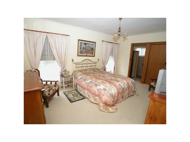 24 Gaylard Street, Redwood Park SA 5097