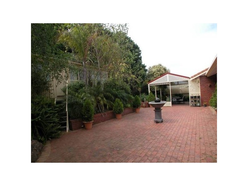 24 Gaylard Street, Redwood Park SA 5097