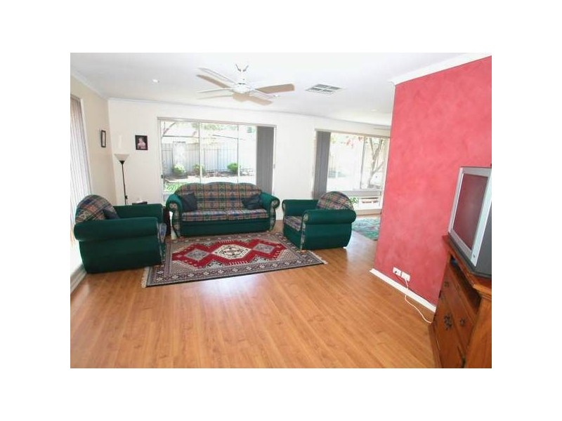 10 Davenport Street, Banksia Park SA 5091