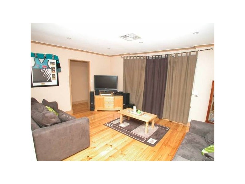 9 Hancock Road, Vista SA 5091