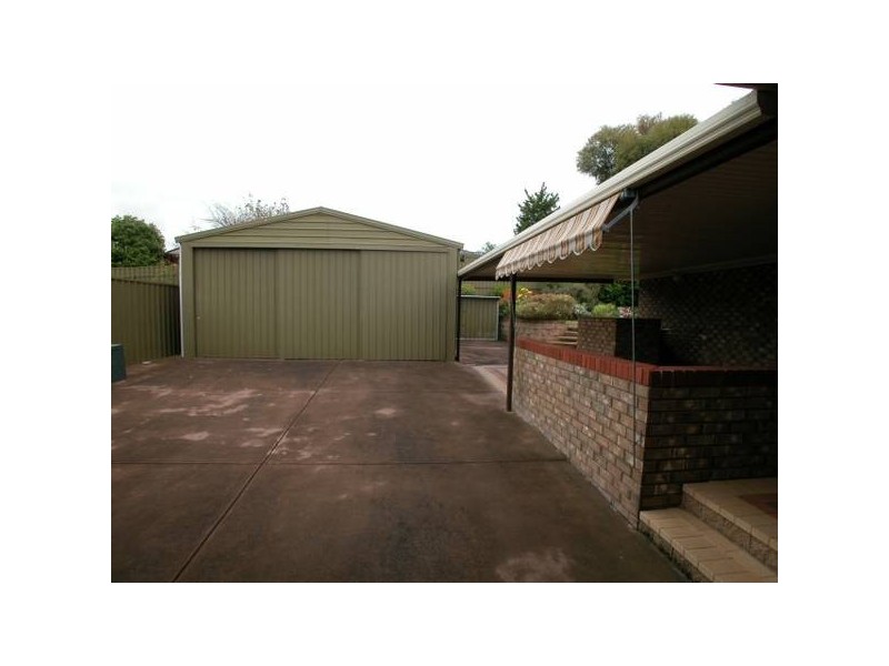 6 Mildren Court, Greenwith SA 5125