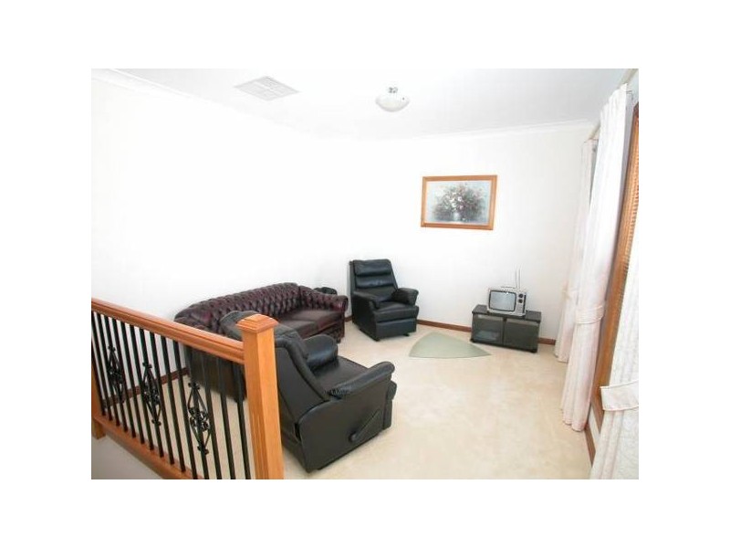 26 The Promenade, Highbury SA 5089