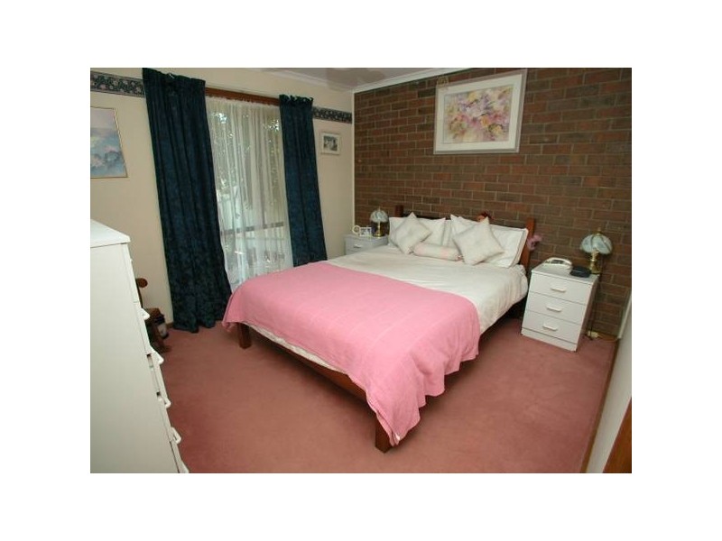 65 Kalina Avenue, Para Vista SA 5093