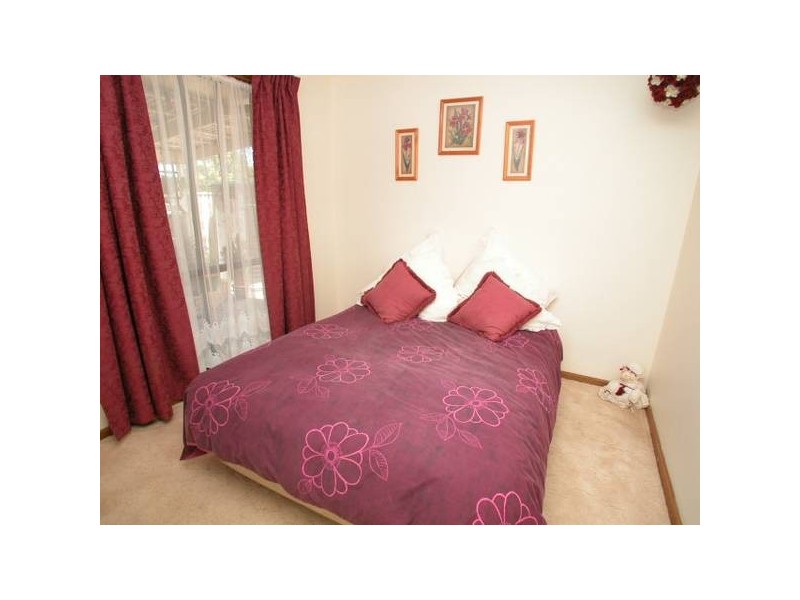 65 Kalina Avenue, Para Vista SA 5093