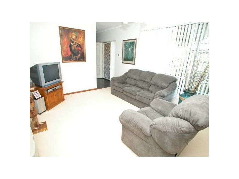 4 Kirk Street, Redwood Park SA 5097