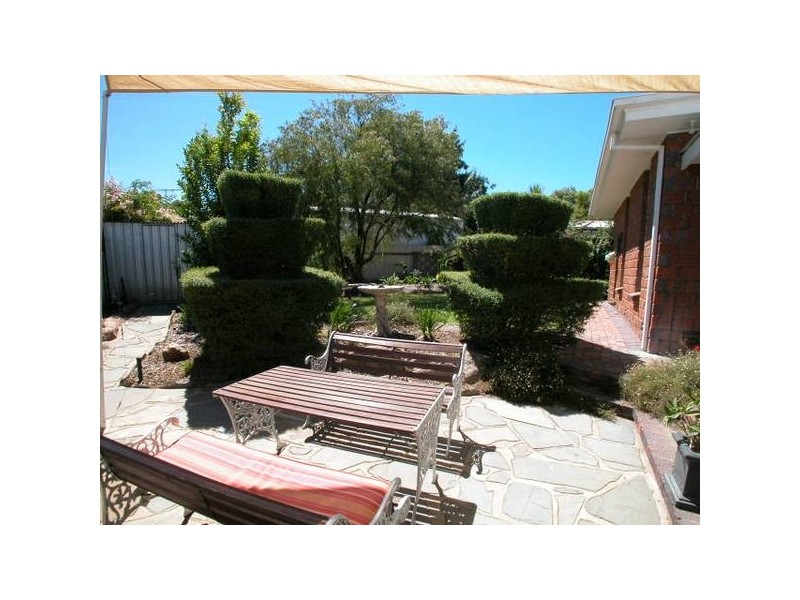 4 Kirk Street, Redwood Park SA 5097