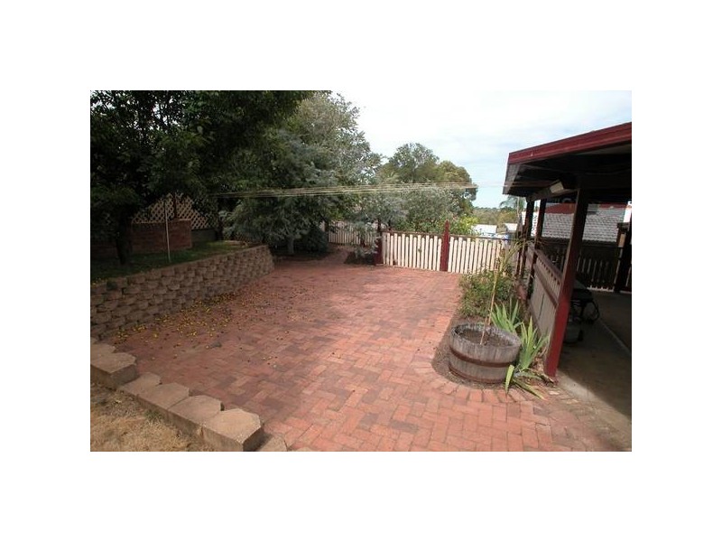 15 Gollop Crescent, Redwood Park SA 5097