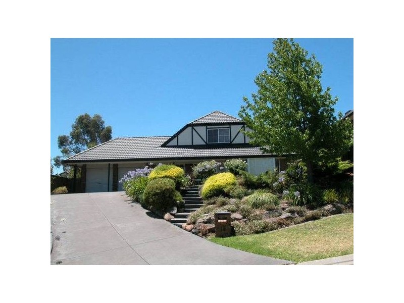 18 Bent Court, Wynn Vale SA 5127