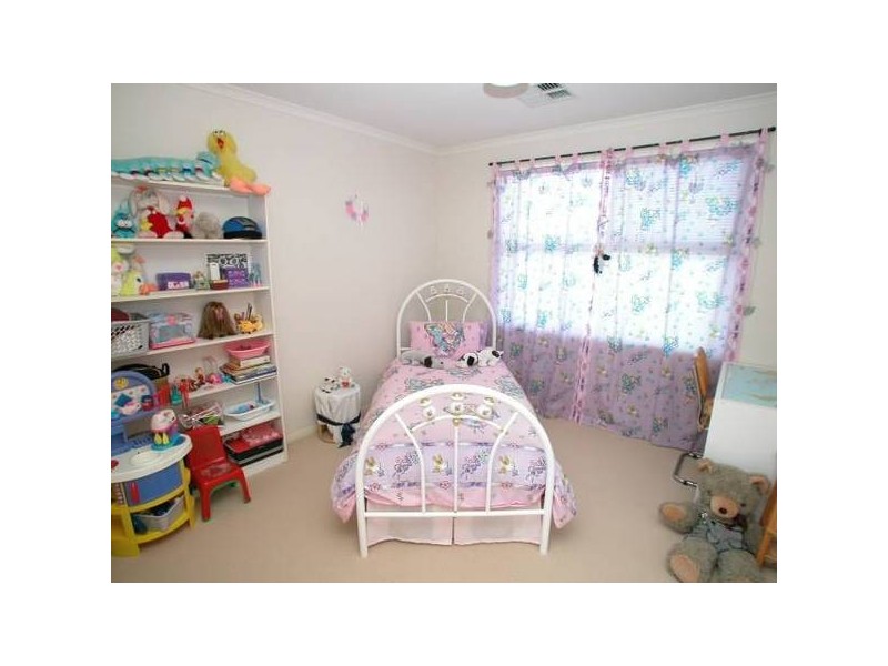 27 Farmhouse Avenue, Walkley Heights SA 5098