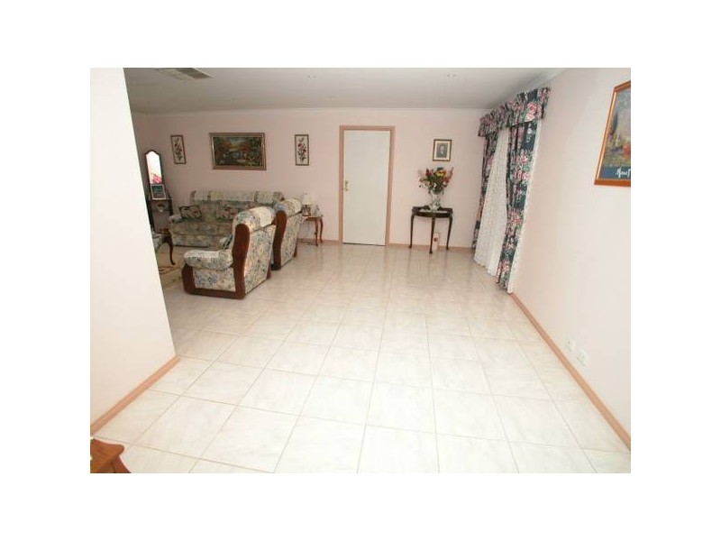 11 Gray Court, Greenwith SA 5125